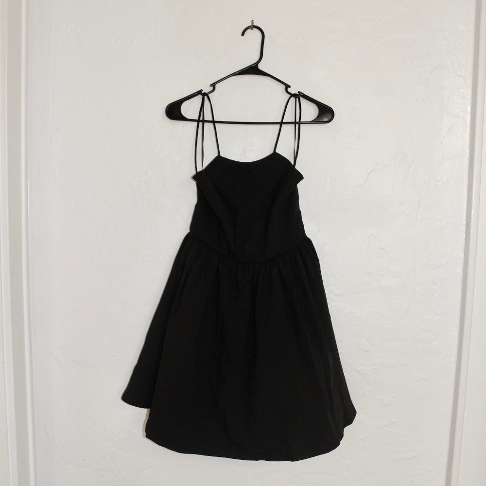 Lulus black backless dress